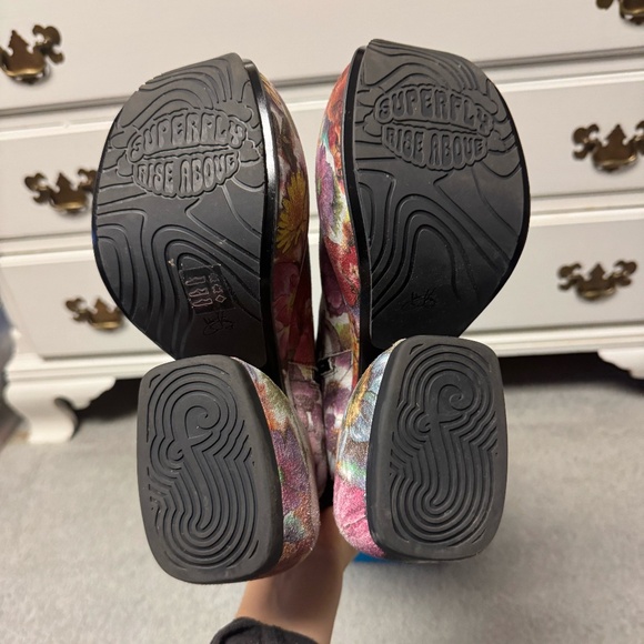 Superfly Strut Tall Platform Boots - Picture 5 of 5